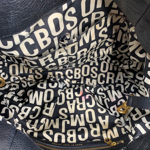 Marc by Marc Jacobs Classic Q Francesca Black Pebbled Leather Large Shoulder Bag - Picture 10 of 14